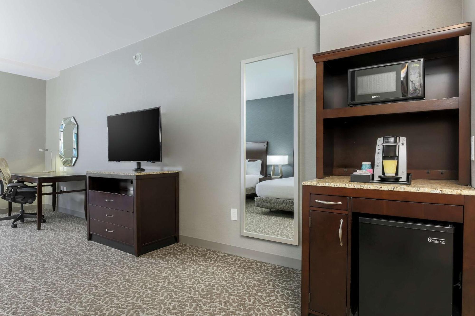 Hilton Garden Inn Shirlington Arlington Exteriör bild