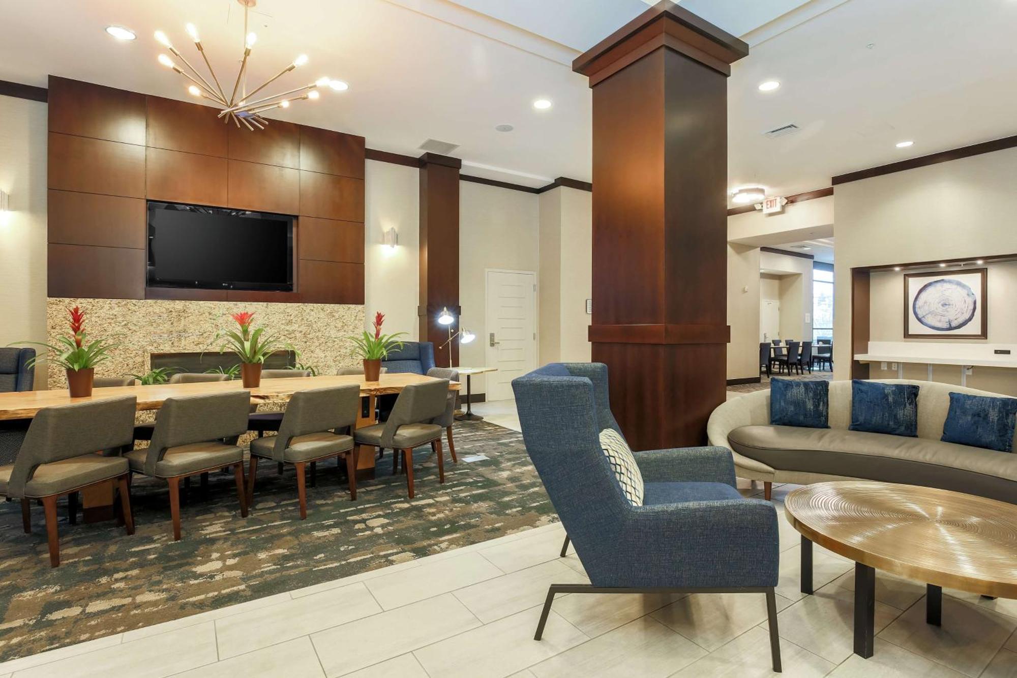 Hilton Garden Inn Shirlington Arlington Exteriör bild